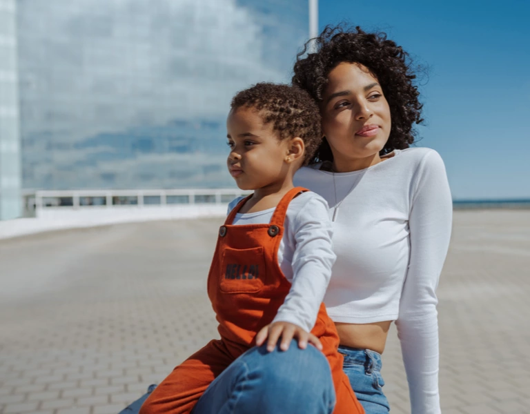 A single parent with her child